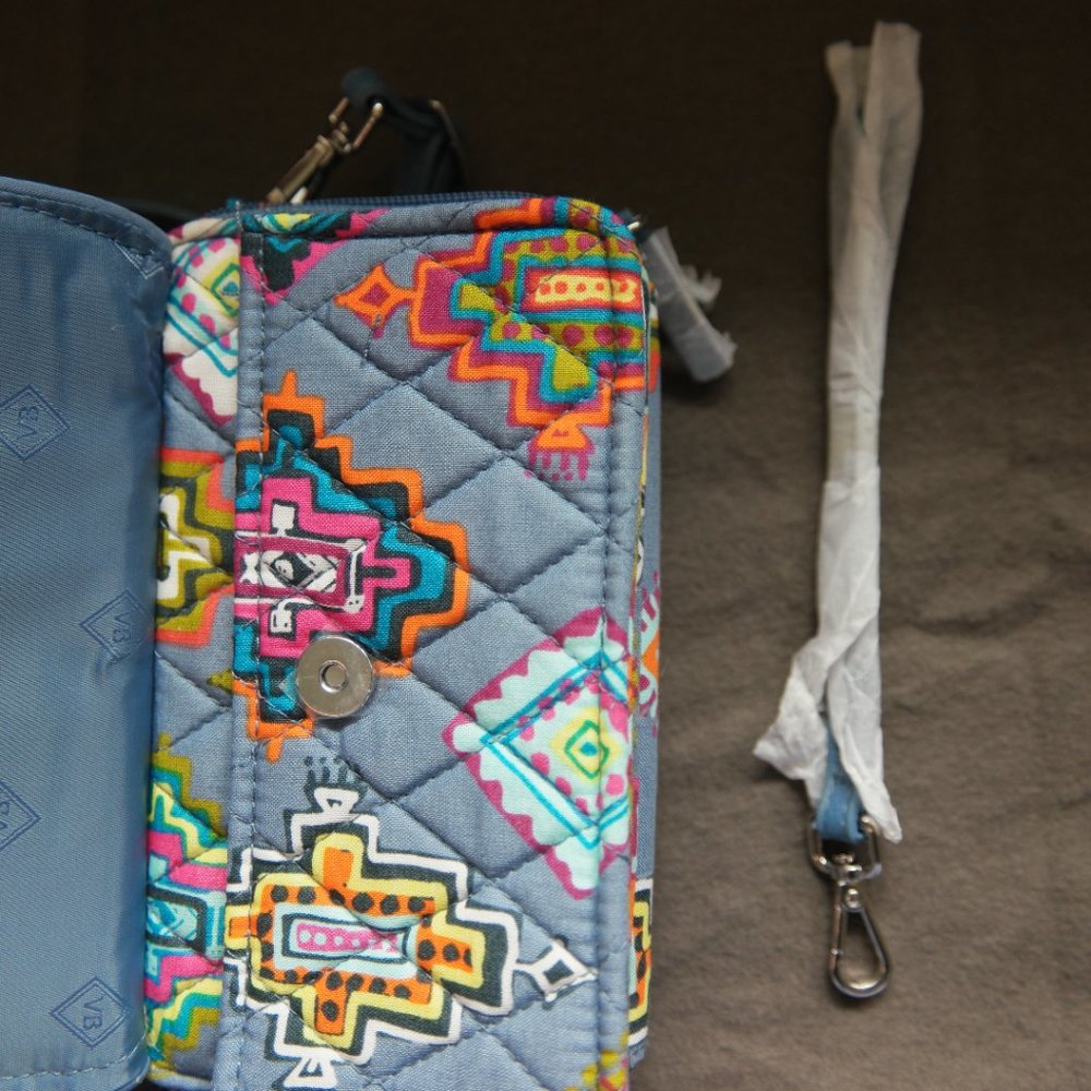 Brand new Vera Bradley Quilted Aztec Purse with tags - Picture 6 of 6